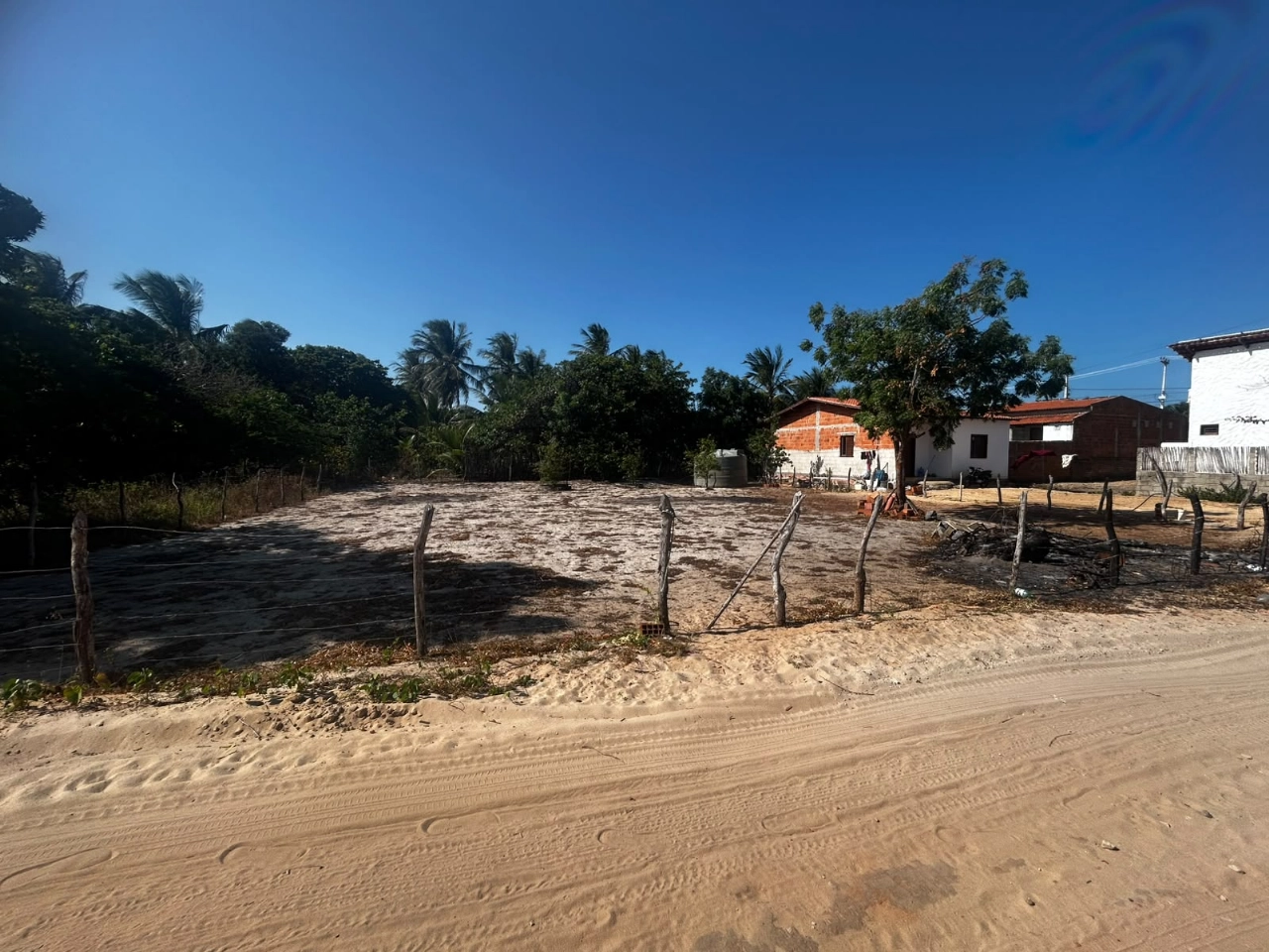 Terreno para investidores na Praia de Icaraí de Amontada